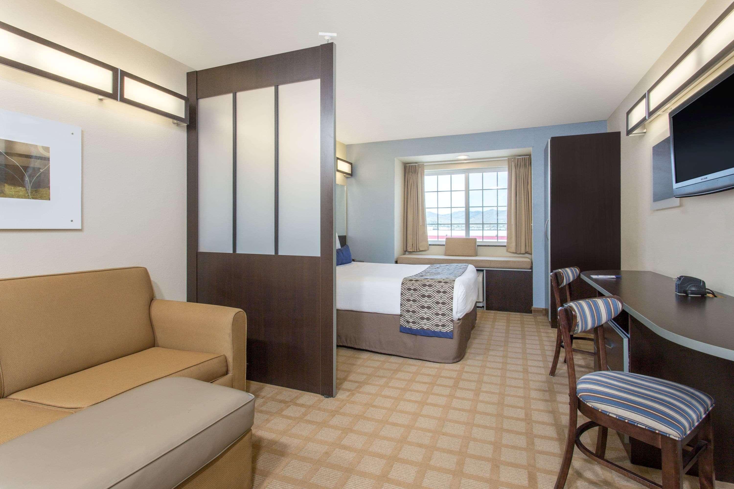 Microtel Inn & Suites By Wyndham Klamath Falls Exterior foto
