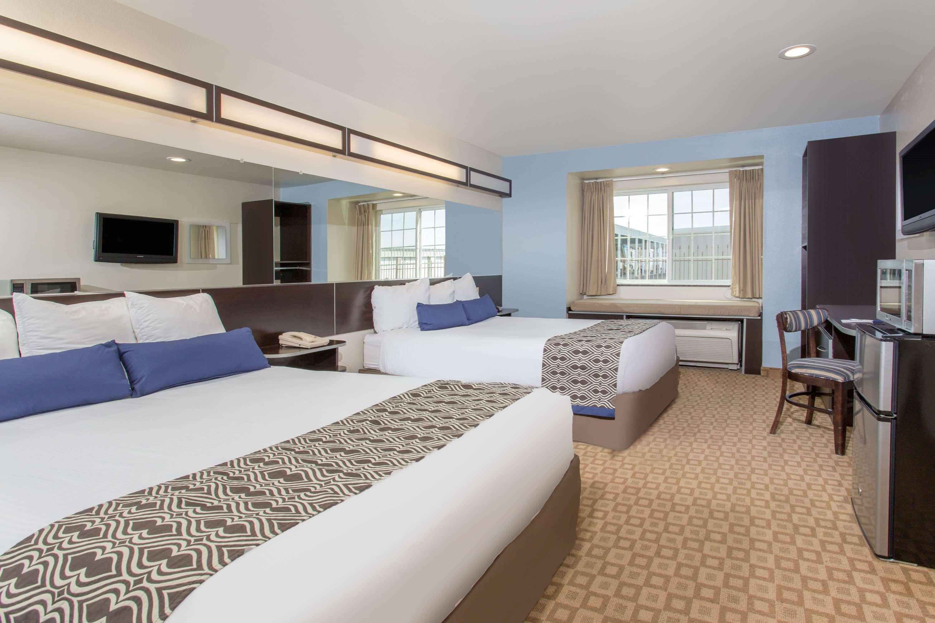 Microtel Inn & Suites By Wyndham Klamath Falls Exterior foto