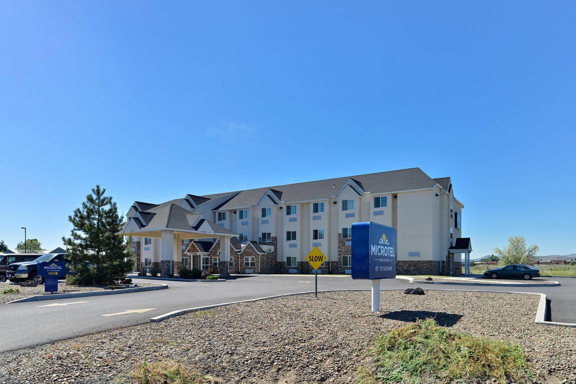 Microtel Inn & Suites By Wyndham Klamath Falls Exterior foto